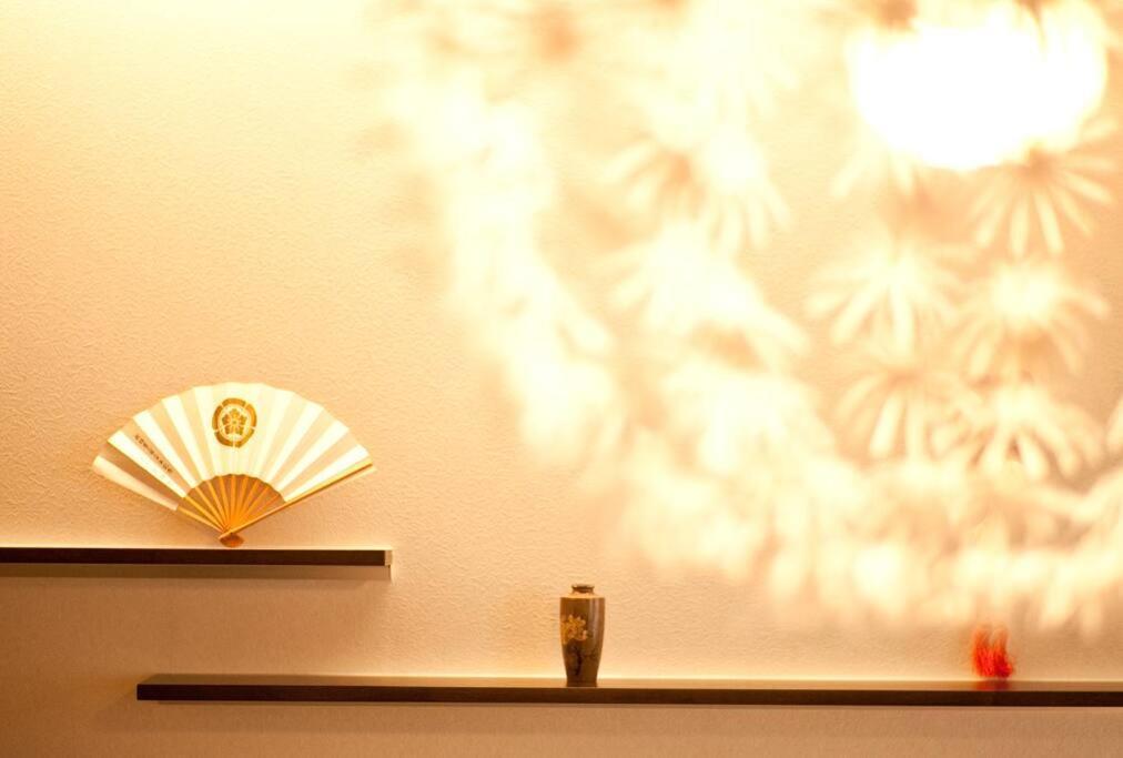 Sleeps 9 / Near Expo & Usj / 3min Sta / 2 Bath Apartment Osaka